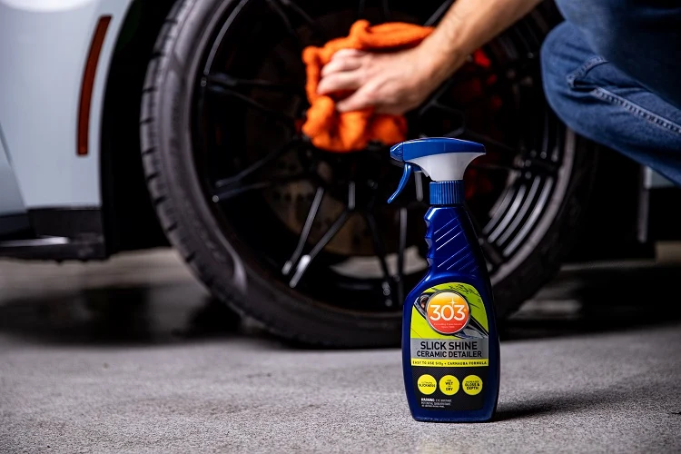 303 Slick Shine Ceramic Detailer application detail